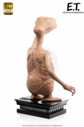 E.T. The Extra-Terrestrial socha v životnej veľkosti E.T. 132 cm